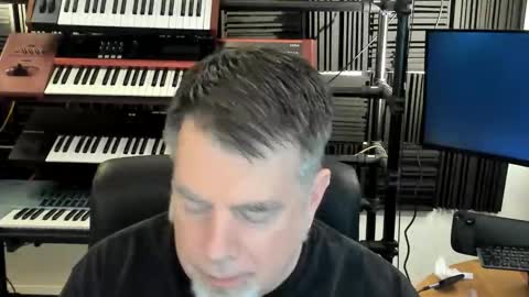 mostly_unbothered online show from 11.11.25