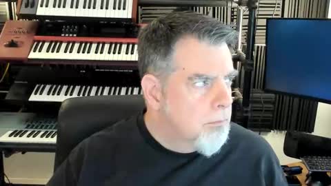 mostly_unbothered online show from 11.15.25