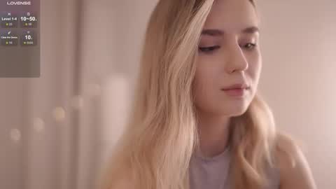 Snapshot of motherlode_ chatting on 09.12.25 MIRA online show from 09.12.25