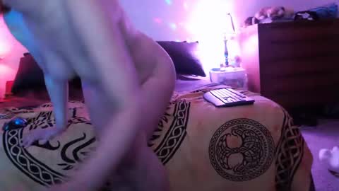 Snapshot of mountainbeauty chatting on 12.24.24 mountainbeauty online show from 12.24.24