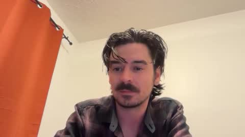 Snapshot of moustachematt chatting on 06.08.26 moustachematt online show from 06.08.26