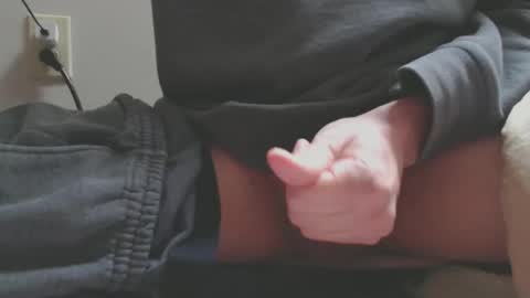 Snapshot of mowfbreever chatting on 11.01.25 mowfbreever online show from 11.01.25