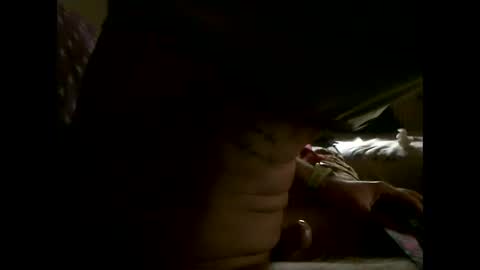 Snapshot of mowgli1977 chatting on 02.06.25 mowgli1977 online show from 02.06.25