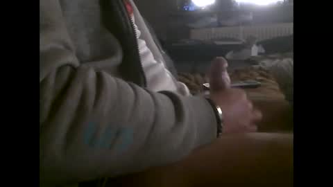 Snapshot of mowgli1977 chatting on 11.11.25 mowgli1977 online show from 11.11.25