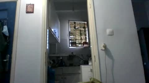 Snapshot of mppempis81 chatting on 02.24.26 mppempis81 online show from 02.24.26