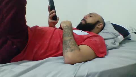 Mr8 online show from 01.11.25