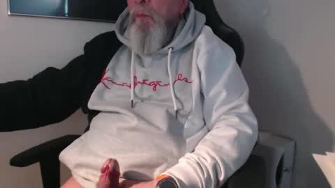 mr_boombastic2021 online show from 04.02.26