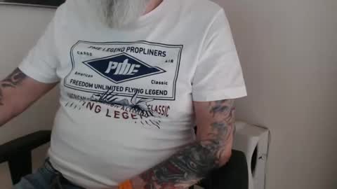 mr_boombastic2021 online show from 04.18.26