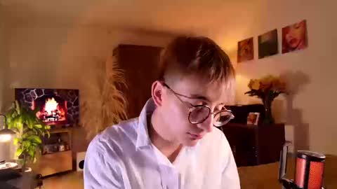 Mr Evans online show from 09.12.25