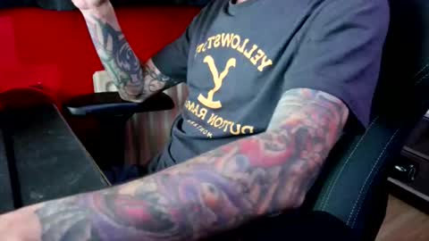 Snapshot of mr_hung_uk38 chatting on 10.01.25 mr_hung_uk38 online show from 10.01.25