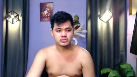 mr_olivercummerx online show from 10.06.25