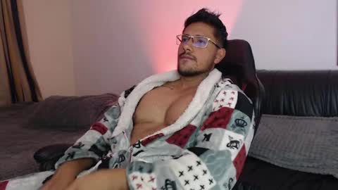 AARON online show from 06.04.26