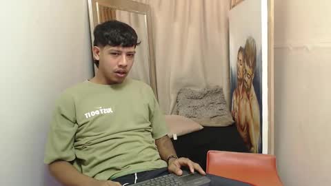 Snapshot of mr_stiven_ chatting on 11.27.25 mr_stiven_ online show from 11.27.25