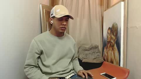 Snapshot of mr_stiven_ chatting on 11.30.25 mr_stiven_ online show from 11.30.25