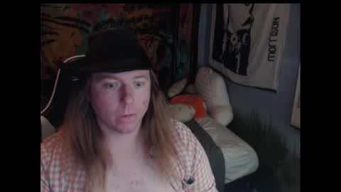 mr_strawberry online show from 10.08.25