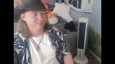 mr_strawberry online show from 03.27.26