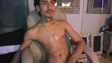 MR online show from 12.19.25