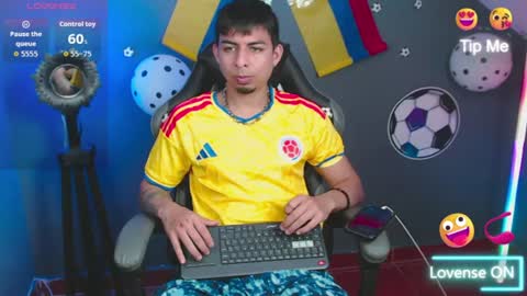 Snapshot of mralpha_latino chatting on 06.18.26 Alpha LATINO online show from 06.18.26