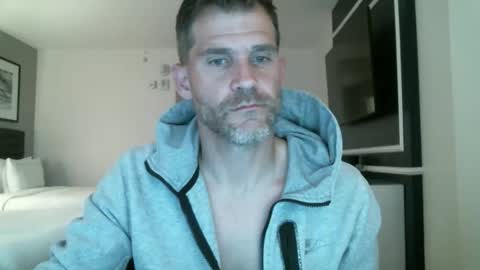 MrAsstastix online show from 10.18.25