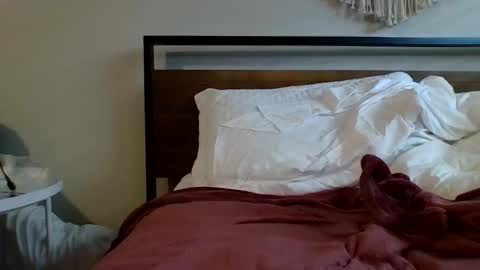 mravocadoman22 online show from 02.04.26