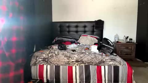 MrBigDThomas online show from 03.17.26