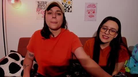 Laura online show from 04.10.26