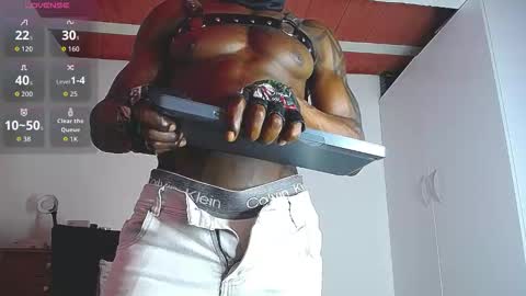 Snapshot of mrbyronstallion chatting on 11.29.25 byron online show from 11.29.25