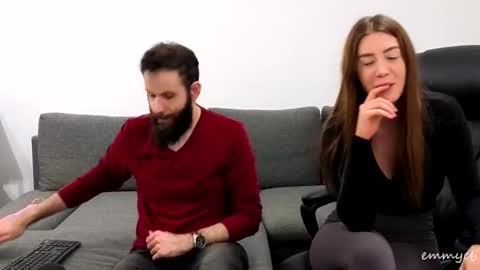 Snapshot of mrdeanlive chatting on 03.05.26 Dean Emmy online show from 03.05.26