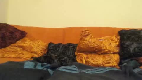 I am  online show from 10.18.25