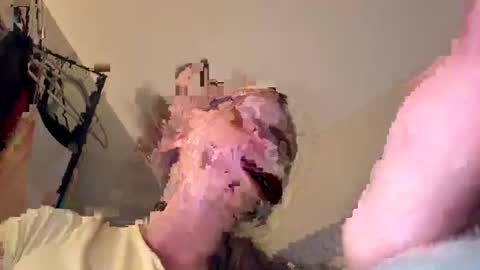 Snapshot of mreeves67 chatting on 05.19.26 mreeves67 online show from 05.19.26