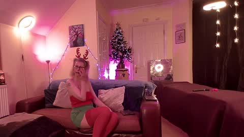 Mr  Mrs J online show from 12.03.24