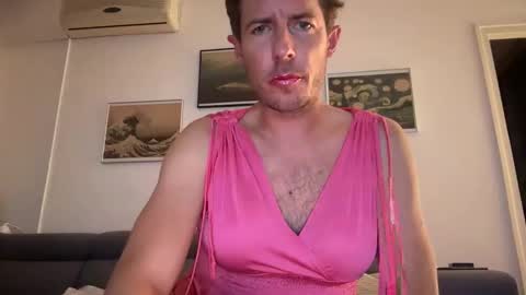 TaleOfLaura online show from 09.15.25