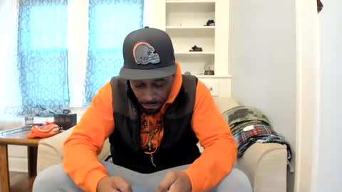 mromg007 online show from 12.29.24