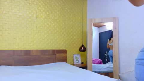 mrs_buttocks online show from 02.22.25