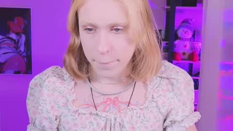 Snapshot of mrs_mills chatting on 12.05.25 Barbie online show from 12.05.25