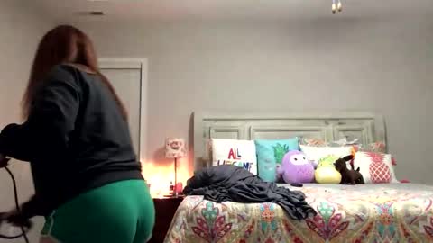 mrsbeachbumm online show from 01.13.25