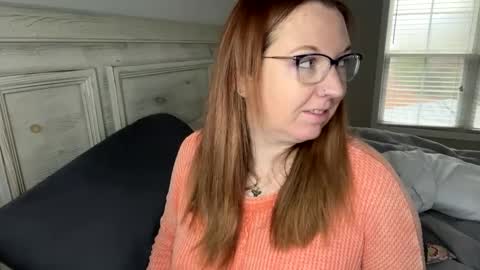 mrsbeachbumm online show from 01.19.25