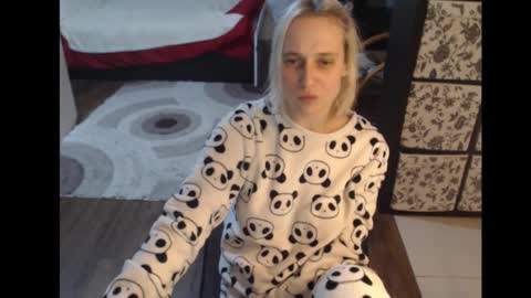 Sasha online show from 09.28.25