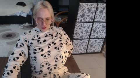 Sasha online show from 04.24.26