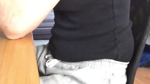 Snapshot of mrtsch chatting on 11.28.25 Tony online show from 11.28.25