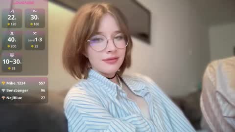 Snapshot of ms_christiana chatting on 12.01.25 ms_christiana online show from 12.01.25