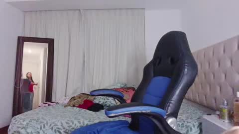 Snapshot of ms_freya chatting on 03.11.25 Freya online show from 03.11.25