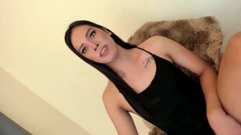 Snapshot of ms_selenaxx chatting on 01.10.25 selena online show from 01.10.25