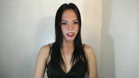 Snapshot of ms_selenaxx chatting on 02.12.25 selena online show from 02.12.25