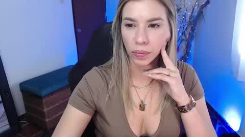 Sofia online show from 10.21.25