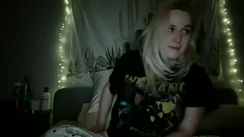 msclairewhatever online show from 11.21.25
