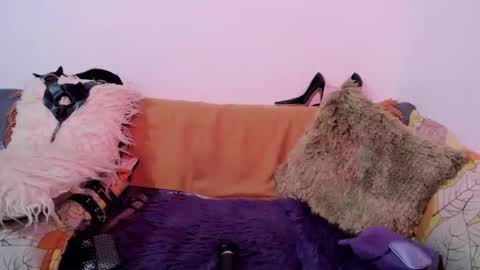 Miss Justine online show from 12.30.24