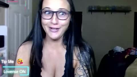 Snapshot of mskinkypunishur chatting on 11.06.25 mskinkypunishur online show from 11.06.25