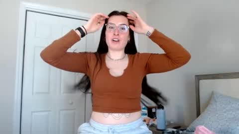 Snapshot of msrubyhayes chatting on 02.18.25 Ruby online show from 02.18.25