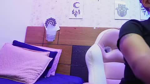 Manuela  online show from 02.23.25